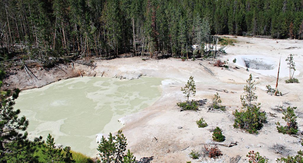 Mud Volcano Area